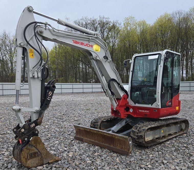 2022 Takeuchi TB260
